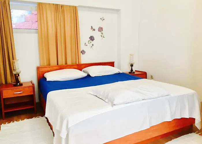 2Bedroom Apartment Lapad